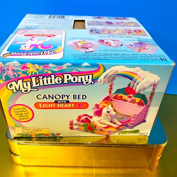 MY LITTLE PONY G2 VINTAGE 1997 CANOPY BED WITH LIGHT HEART PONY MAGIC PLAYSET - Picture 16 of 16